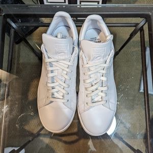 White Adidas Stan Smith